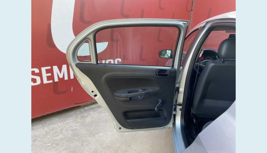 VOLKSWAGEN GOL 1.0 12V FLEX - PRATA - 2021 Foto 9 (Grande)