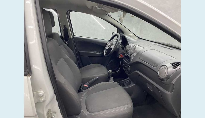 FIAT GRAND SIENA 1.0 FLEX - BRANCO - 2021 Foto 9 (Grande)