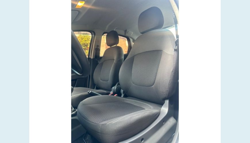 FIAT GRAND SIENA - PRATA - 2021 Foto 9 (Grande)