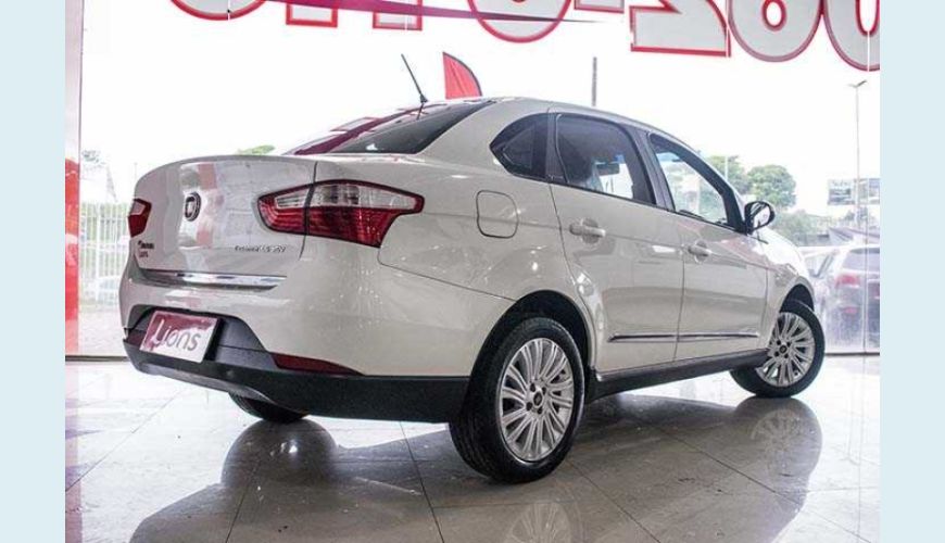 FIAT GRAND SIENA ESSENCE 1.6 16V DUALOGIC FLEX - BRANCO - 2016 Foto 9 (Grande)