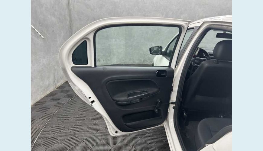 VOLKSWAGEN GOL 1.0 12V FLEX - BRANCO - 2022 Foto 9 (Grande)