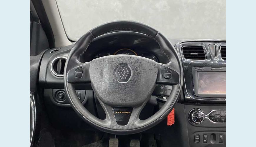 RENAULT SANDERO STEPWAY 1.6 8V FLEX - PRATA - 2017 Foto 9 (Grande)