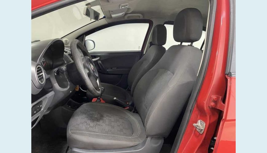 FIAT PALIO ATTRACTIVE 1.0 EVO FLEX - BRANCO - 2017 Foto 9 (Grande)