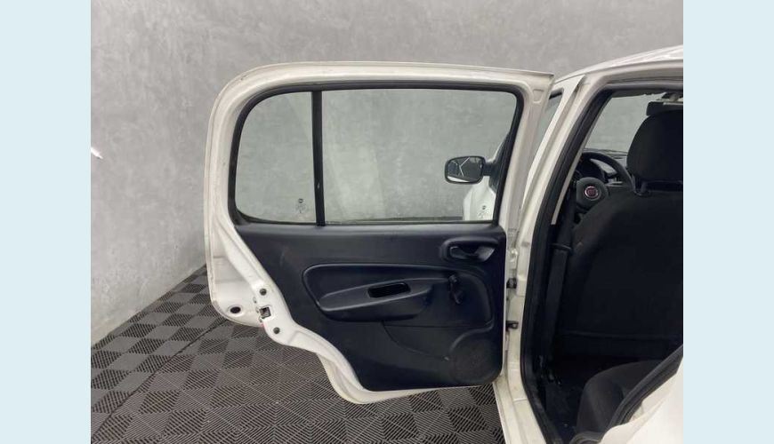FIAT UNO ATTRACTIVE 1.0 8V FLEX 4P - BRANCO - 2020 Foto 9 (Grande)