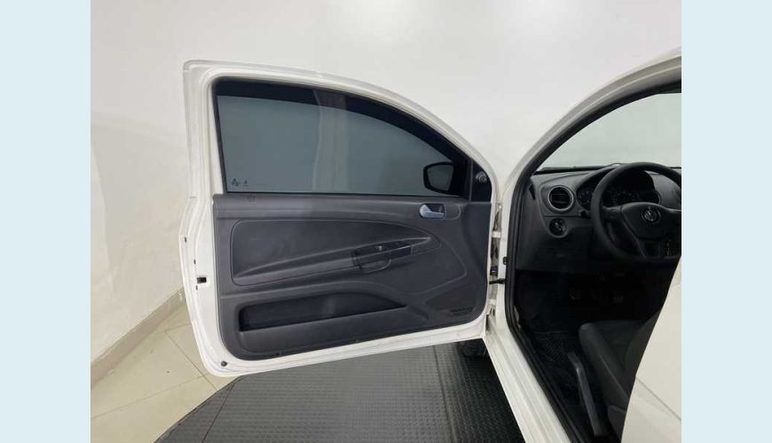 VOLKSWAGEN SAVEIRO ROBUST 1.6 MSI CS FLEX - BRANCO - 2018 Foto 9 (Grande)