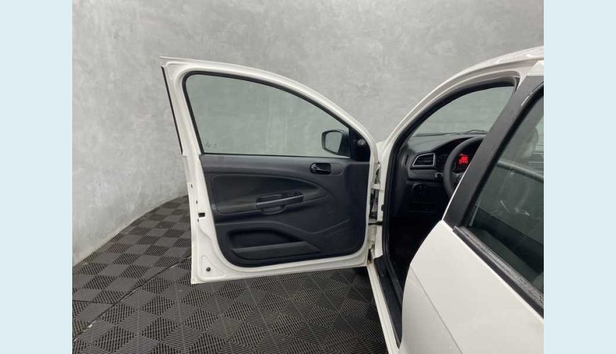 VOLKSWAGEN VOYAGE 1.6 MSI 8V FLEX - BRANCO - 2021 Foto 9 (Grande)