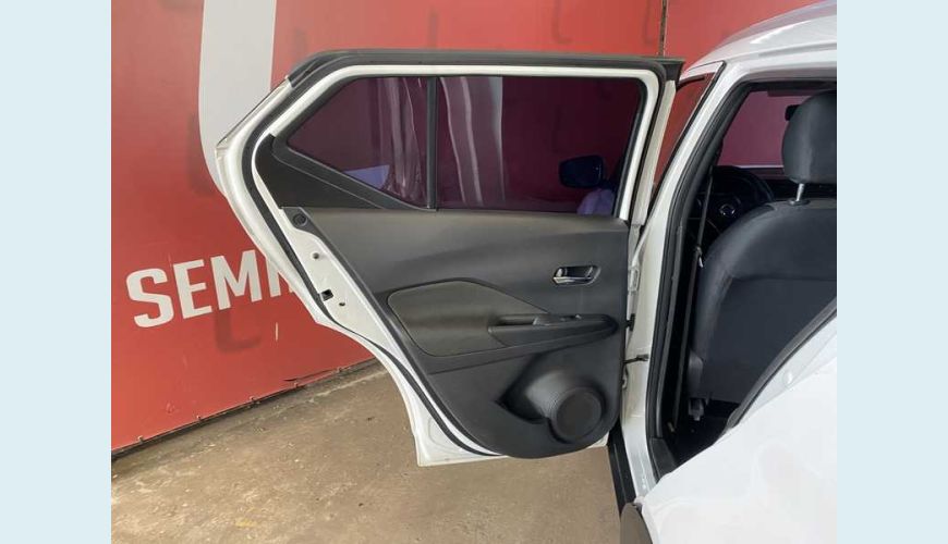 NISSAN KICKS 1.6 S DIRECT CVT FLEX (PCD) - BRANCO - 2020 Foto 9 (Grande)