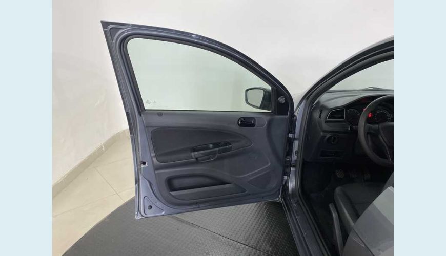 VOLKSWAGEN VOYAGE 1.6 MSI 8V FLEX - CINZA - 2021 Foto 9 (Grande)