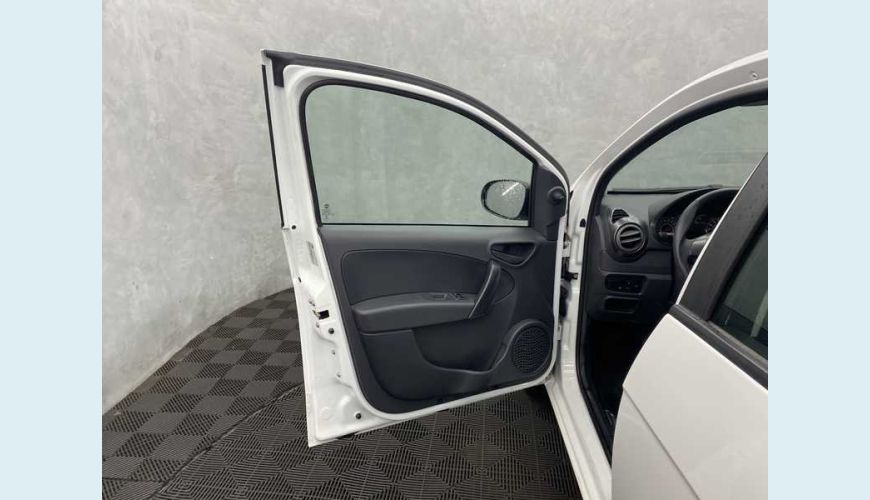 FIAT GRAND SIENA 1.0 FLEX - BRANCO - 2021 Foto 9 (Grande)