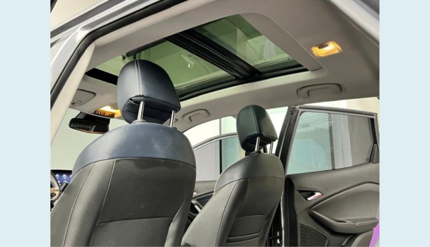 CHEVROLET TRACKER - CINZA - 2023 Foto 9 (Grande)