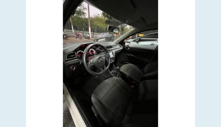 VOLKSWAGEN GOL - BRANCO - 2017 Foto 9 (Grande)