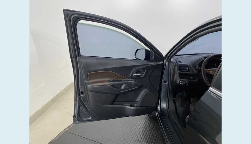 CHEVROLET COBALT LTZ 1.8 8V AUT. FLEX - CINZA - 2018 Foto 9 (Grande)