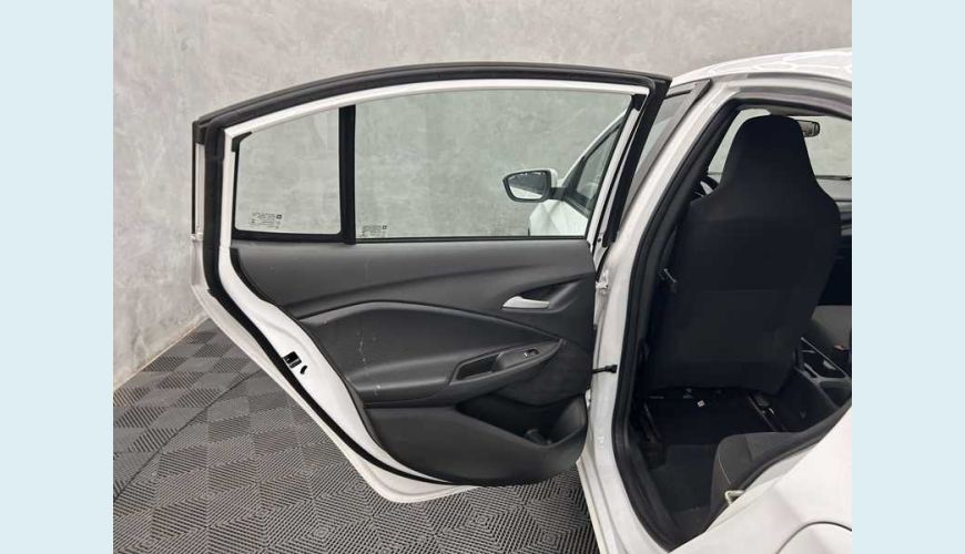 CHEVROLET ONIX PLUS 1.0 LT FLEX - BRANCO - 2022 Foto 9 (Grande)