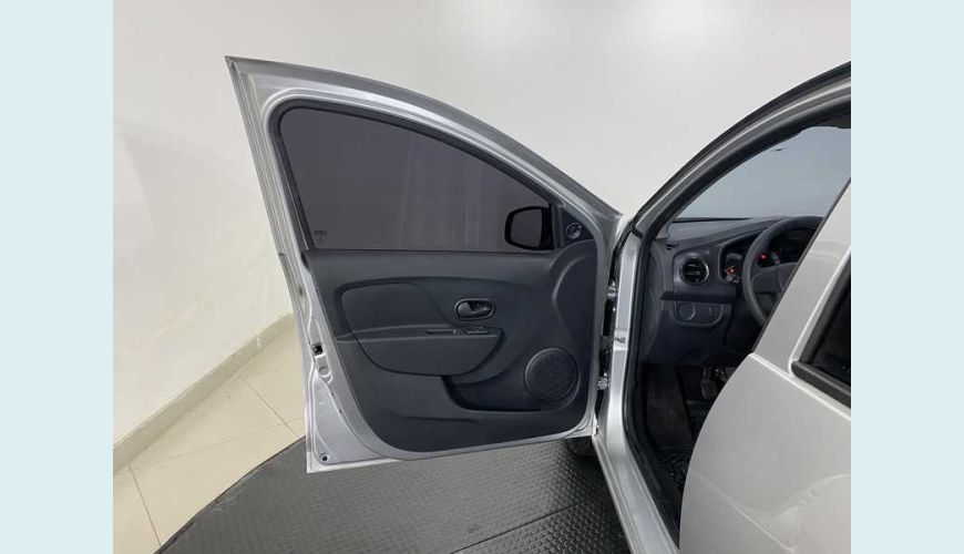 RENAULT LOGAN AUTHENTIQUE 1.0 12V SCE FLEX - PRATA - 2018 Foto 9 (Grande)