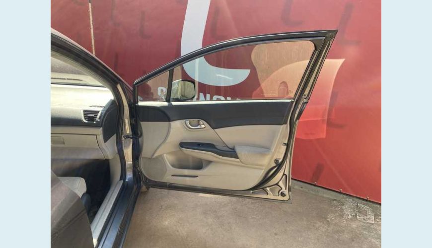 HONDA CIVIC LXS 1.8 I-VTEC AUT. FLEX - CINZA - 2016 Foto 9 (Grande)
