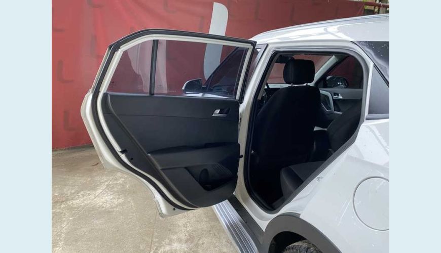 HYUNDAI CRETA ATTITUDE 1.6 FLEX - BRANCO - 2018 Foto 9 (Grande)