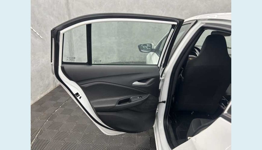 CHEVROLET ONIX LT 1.0 TURBO - BRANCO - 2024 Foto 9 (Grande)