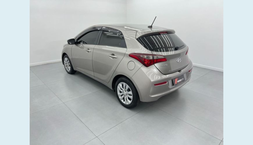 HYUNDAI HB 20 1.0 COMFORT - PRATA - 2019 Foto 9 (Grande)