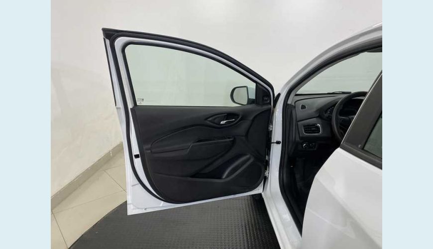 CHEVROLET PRISMA 1.4 LT SPE/4 - BRANCO - 2018 Foto 9 (Grande)