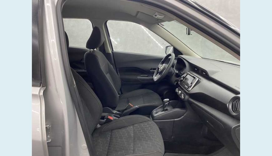 NISSAN KICKS SENSE 1.6 FLEX AUT. - PRATA - 2022 Foto 9 (Grande)