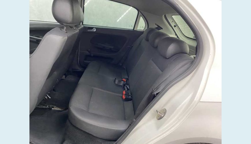 VOLKSWAGEN GOL 1.0 12V FLEX - BRANCO - 2019 Foto 9 (Grande)