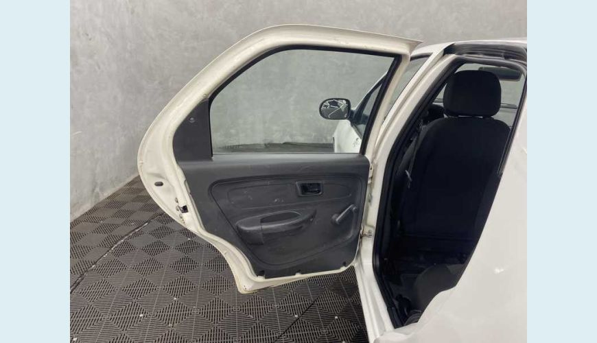 FIAT PALIO FIRE 1.0 8V FLEX 4P - BRANCO - 2016 Foto 9 (Grande)