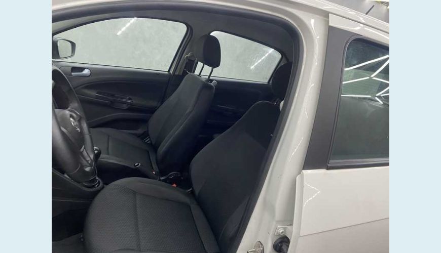 VOLKSWAGEN GOL 1.6 MSI FLEX - BRANCO - 2019 Foto 9 (Grande)