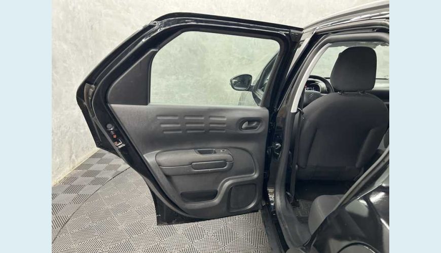 CITROËN C4 CACTUS 1.6 FEEL AUT. FLEX - PRETO - 2022 Foto 9 (Grande)