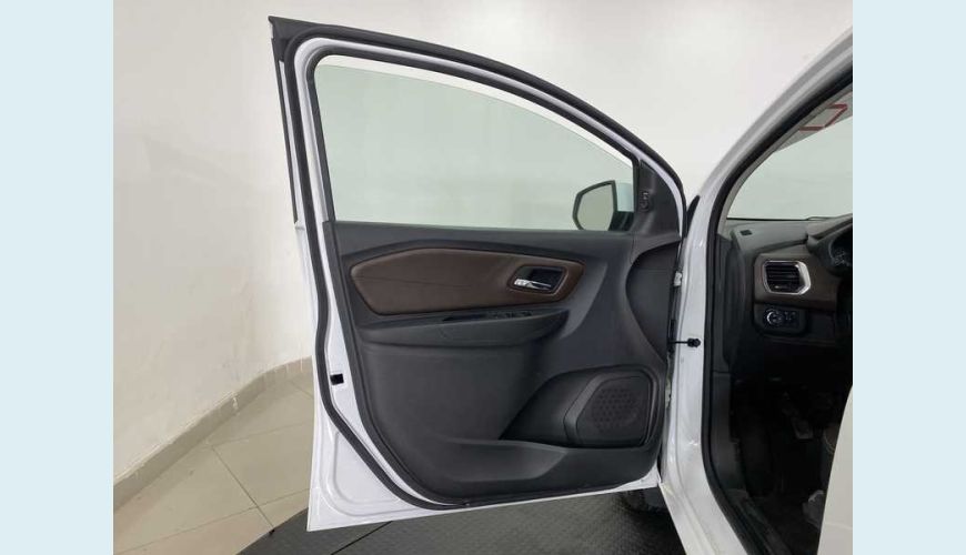 CHEVROLET SPIN LTZ 7S 1.8 AUT. FLEX - BRANCO - 2019 Foto 9 (Grande)
