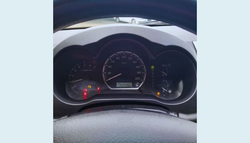 TOYOTA HILUX 2.7 SR 4X2 CD 16V FLEX 4P AUT. - BRANCO - 2015 Foto 9 (Grande)