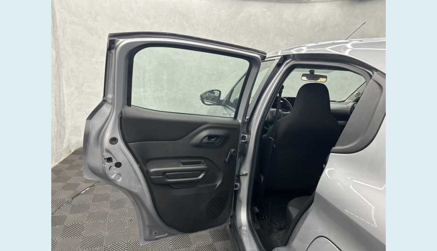 CITROËN C3 LIVE PACK 1.0 FLEX - PRATA - 2023 Foto 9 (Grande)