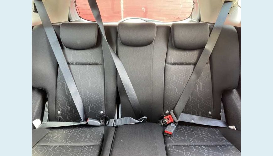 HONDA FIT 1.5 16V LX CVT FLEX - PRATA - 2015 Foto 9 (Grande)