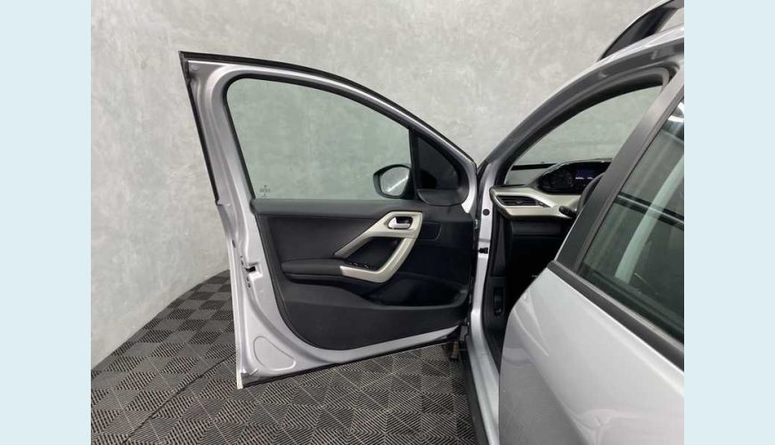 PEUGEOT 2008 ALLURE PACK 1.6 - PRATA - 2022 Foto 9 (Grande)