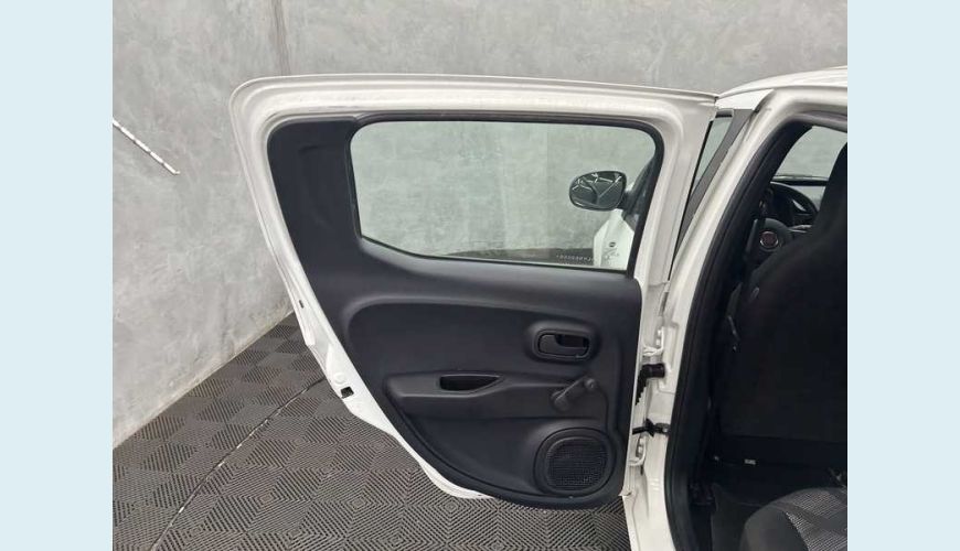 FIAT MOBI LIKE 1.0 FLEX - BRANCO - 2020 Foto 9 (Grande)
