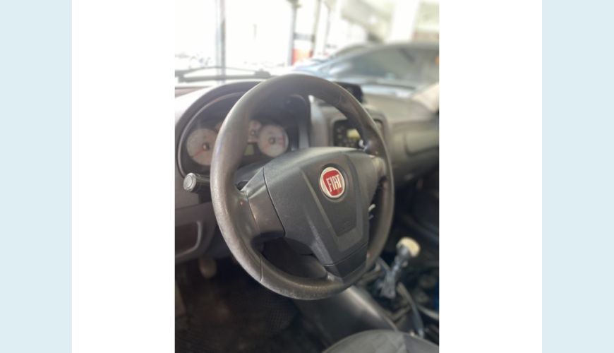 FIAT STRADA - PRATA - 2013 Foto 9 (Grande)