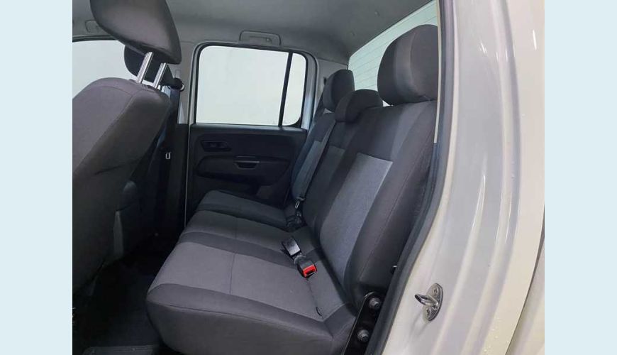 VOLKSWAGEN AMAROK 2.0 S 4X4 TDI CD - BRANCO - 2018 Foto 9 (Grande)