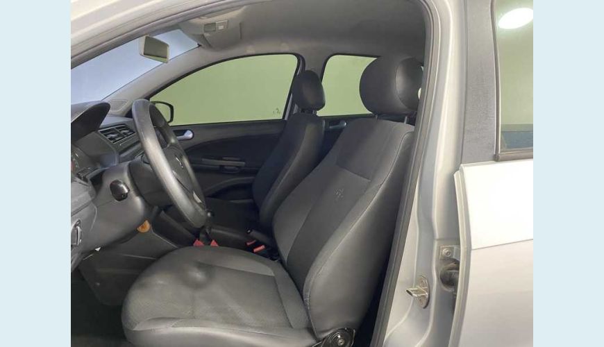 VOLKSWAGEN VOYAGE 1.6 MSI 8V (FLEX) - PRATA - 2019 Foto 9 (Grande)