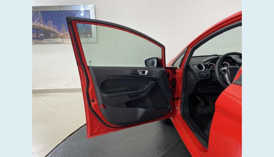 FORD NEW FIESTA HATCH NEW FIESTA SE 1.6 16V - VERMELHO - 2018 Foto 9 (Grande)