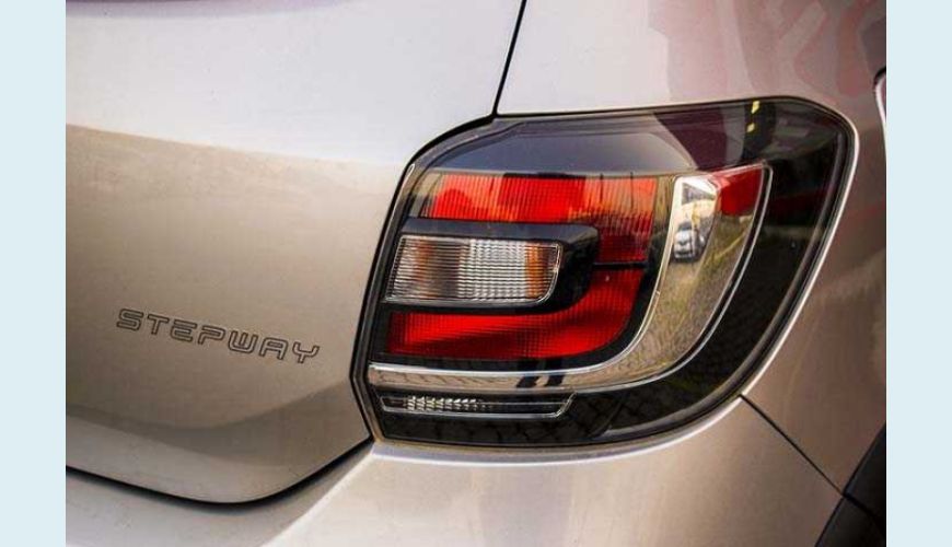 RENAULT SANDERO STEPWAY 1.6 8V (FLEX) - PRATA - 2017 Foto 9 (Grande)