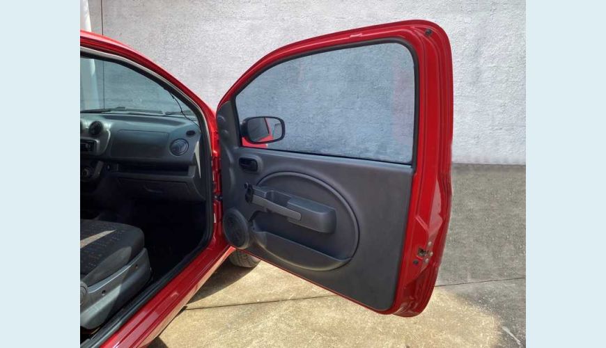 FIAT UNO VIVACE 1.0 8V FLEX 2P - VERMELHO - 2014 Foto 9 (Grande)