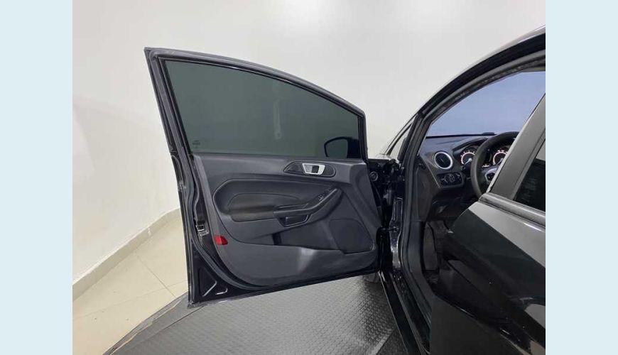 FORD NEW FIESTA HATCH NEW FIESTA SE 1.6 16V - PRETO - 2018 Foto 9 (Grande)