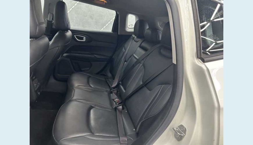 JEEP COMPASS LONGITUDE 1.3 T270 (AUT) (FLEX) - BRANCO - 2022 Foto 9 (Grande)