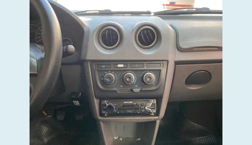 CHEVROLET PRISMA MAXX 1.4 (FLEX) - PRATA - 2012 Foto 9 (Grande)