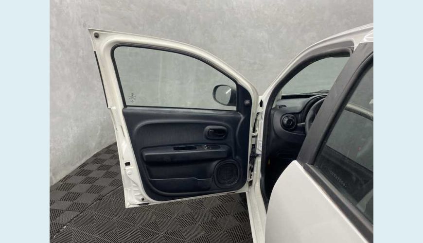 FIAT MOBI LIKE 1.0 (FLEX) - BRANCO - 2020 Foto 9 (Grande)