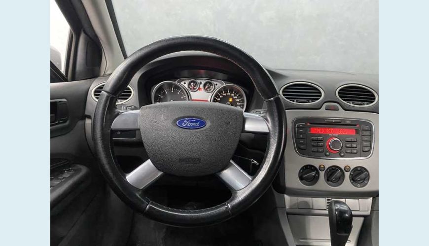 FORD FOCUS HATCH GLX 2.0 16V (FLEX) (AUT) - CINZA - 2011 Foto 9 (Grande)