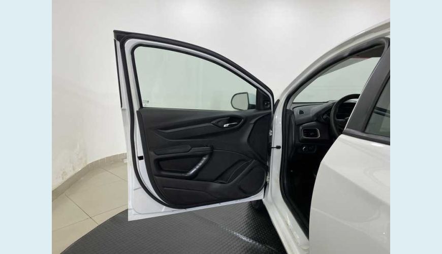 CHEVROLET ONIX 1.4 LT SPE/4 - BRANCO - 2016 Foto 9 (Grande)