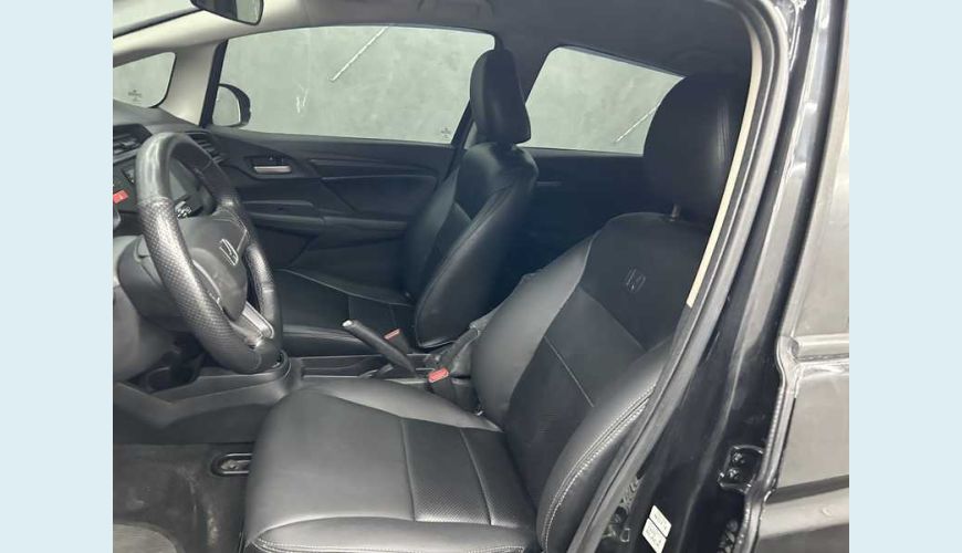 HONDA FIT 1.5 16V LX CVT (FLEX) - PRETO - 2015 Foto 9 (Grande)