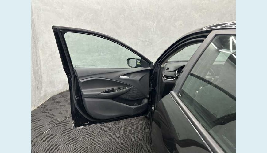 CHEVROLET ONIX PLUS LT 1.0 - PRETO - 2024 Foto 9 (Grande)