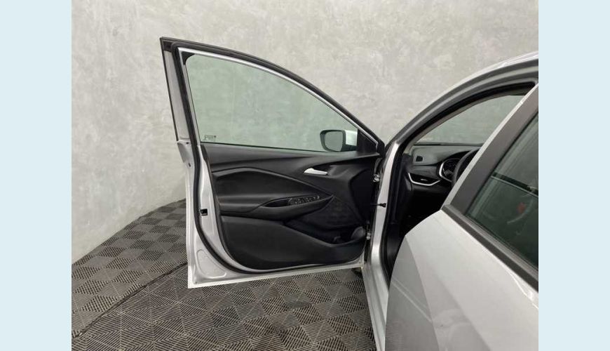 CHEVROLET ONIX LT 1.0 (FLEX) - PRATA - 2020 Foto 9 (Grande)