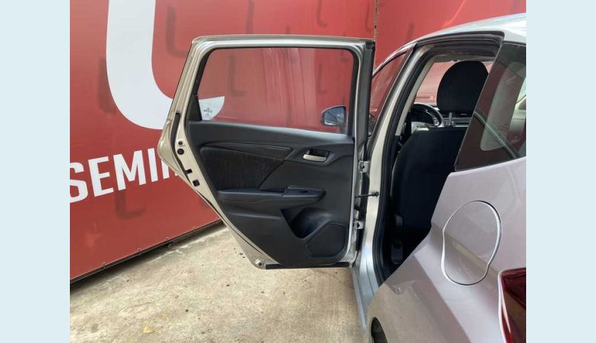 HONDA FIT 1.5 16V LX CVT (FLEX) - PRATA - 2015 Foto 9 (Grande)